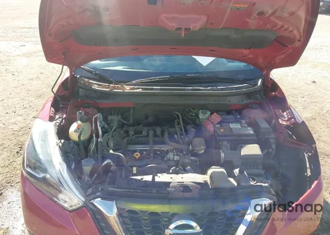 2019 Nissan Kicks Sr из США, поврежденный, VIN 3N1CP5CU8KL510108